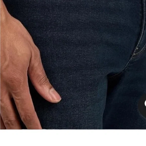 Izod Men's Dark Blue  Straight Fit Jeans. NWT. / Sz/ 32X30 - Picture 3 of 6